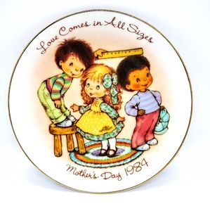 Vintage Collectors Plate